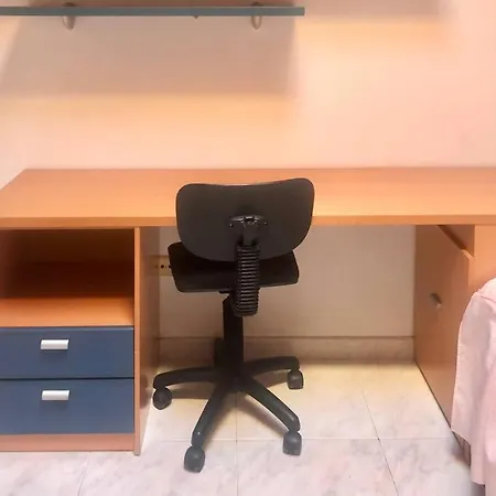 Atico Con Magnifica Terraza En