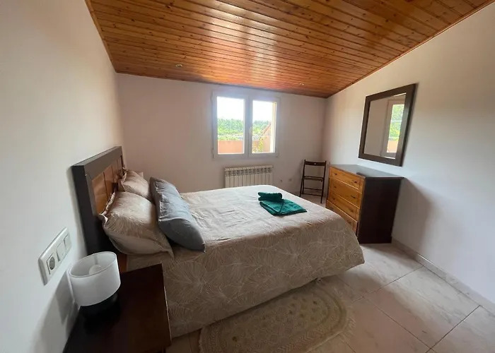 Atico Con Magnifica Terraza En * Boiro